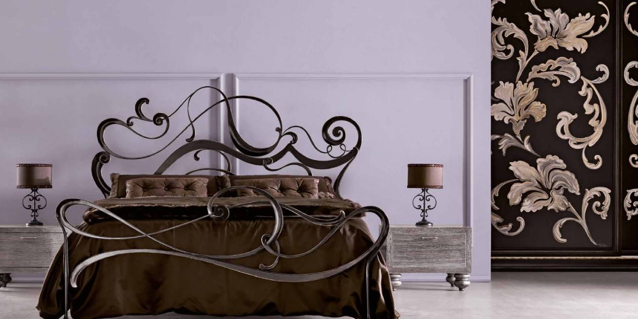 Cortezari luxury bedroom for Noblesse Interiors Romania.jpg